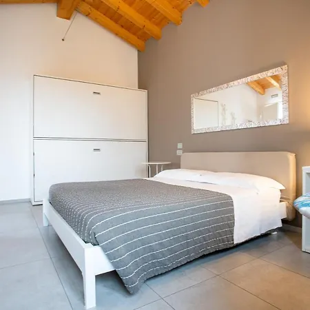 Bed & Breakfast Magrine 4*